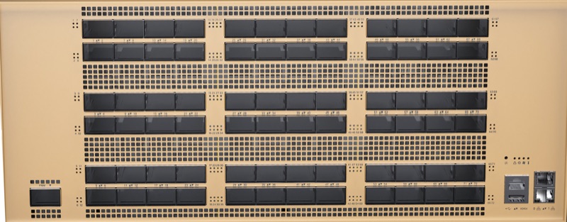 Quantum XDR InfiniBand Switch thumbnail 2